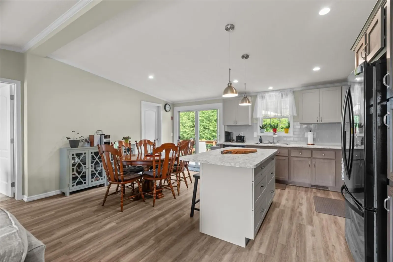 Open-concept living, dining and kitchen
