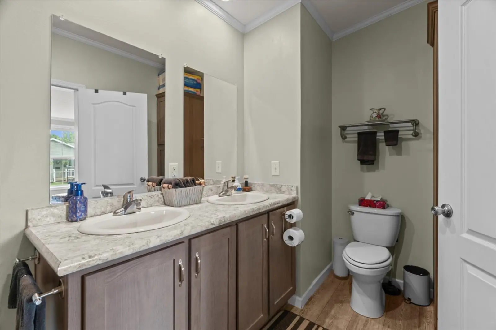 Primary ensuite with double sinks