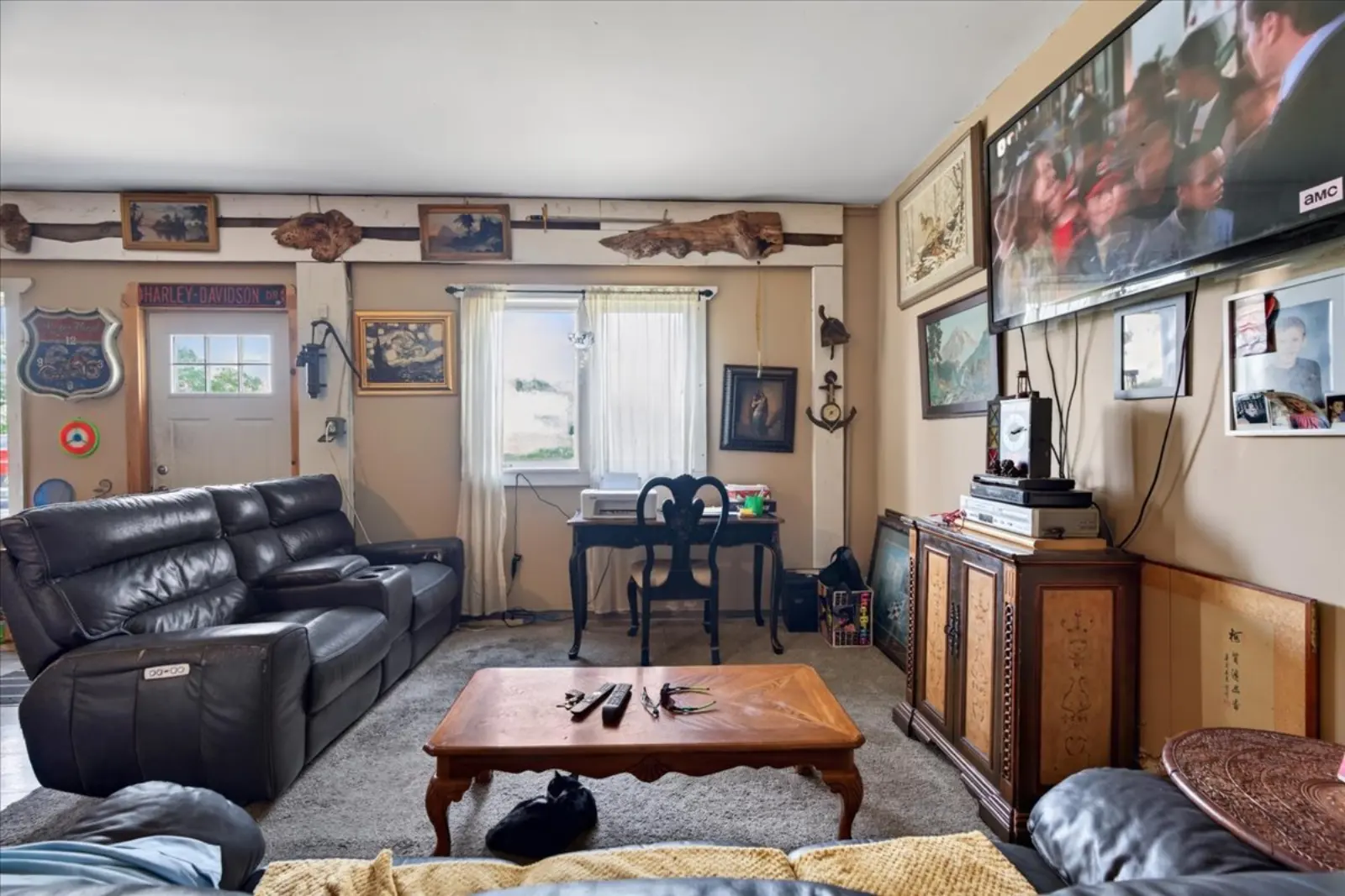 Living area with sofas and a window