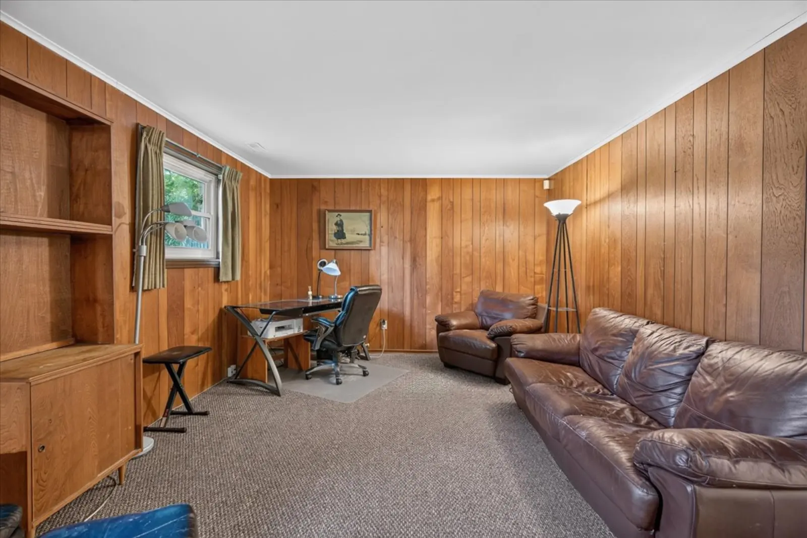 Rec room with built-in shelving