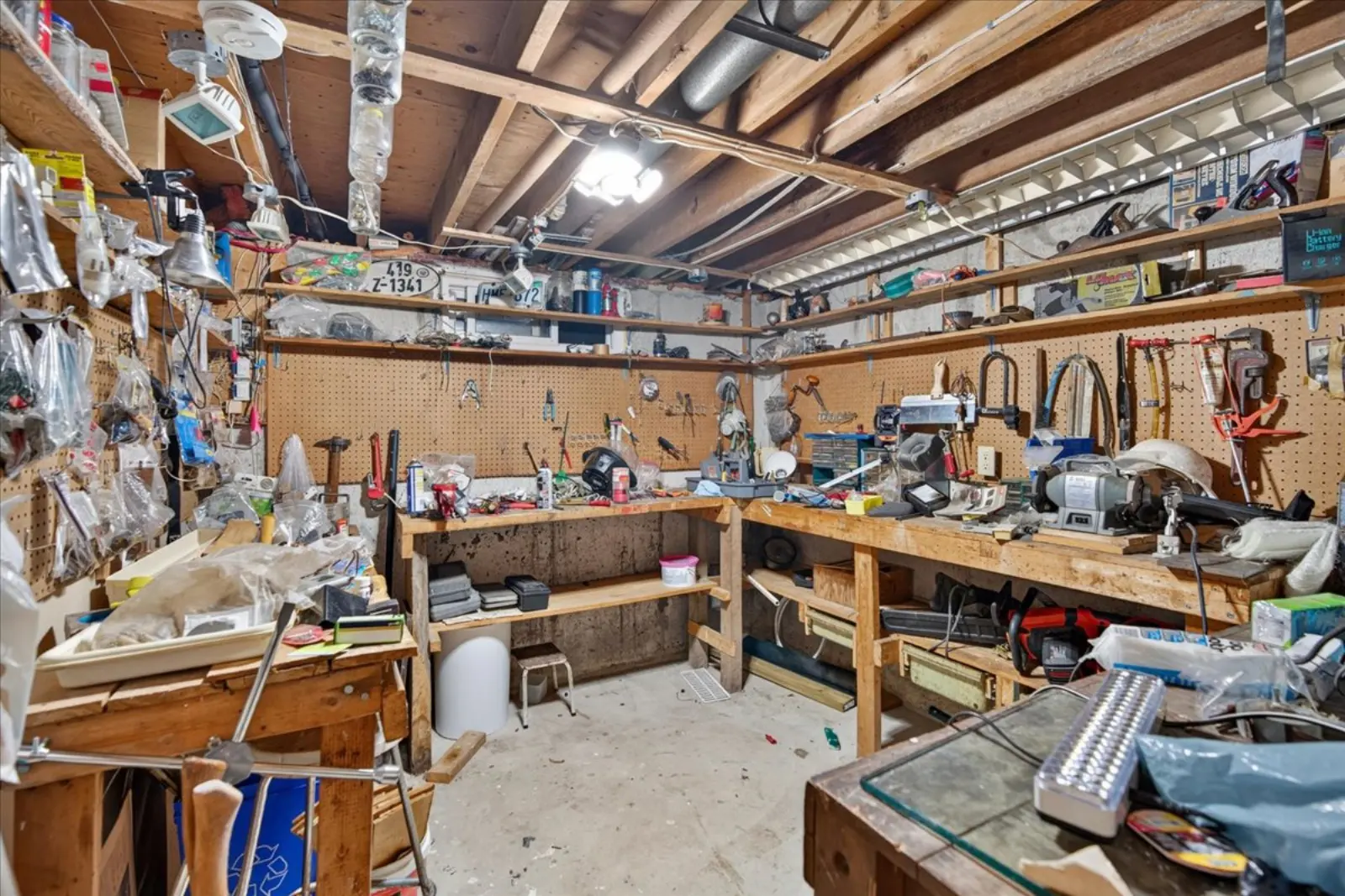 Workshop with built-in benches